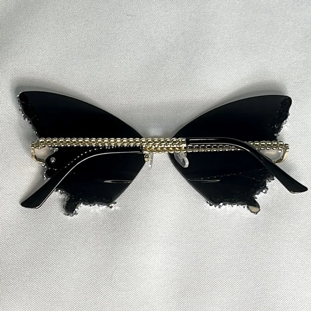 BLACK BUTTERFLY SUNGLASSES ✨✨✨ - Picture 3 of 7
